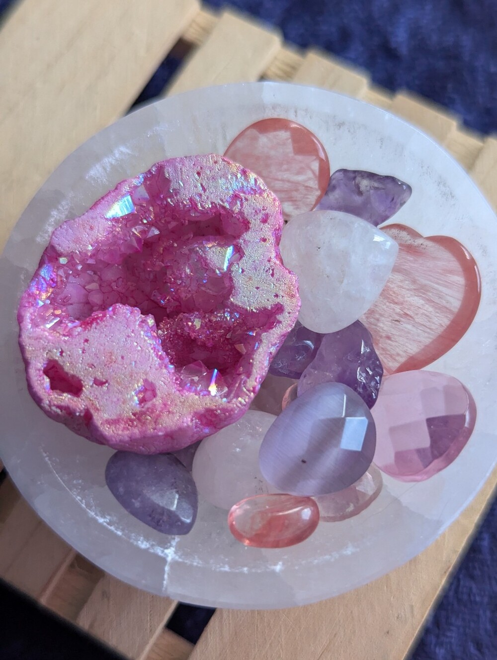 Pink Aura ✨PRiNCESS Bowl 🩷 Cherry Quartz Amethyst Crystal Heart Jewel Confetti